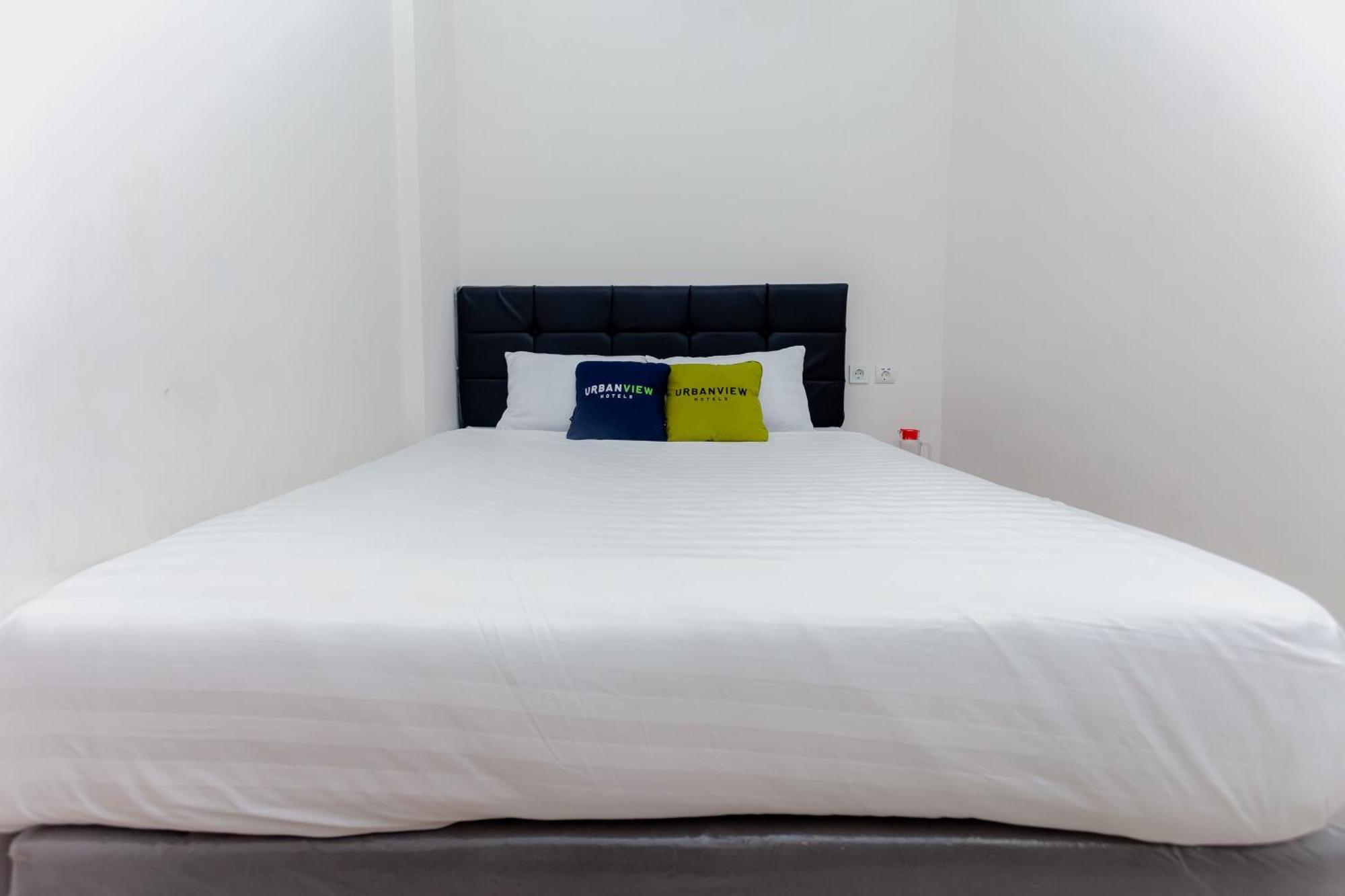 Urbanview Hotel Priority Samarinda By Reddoorz Buitenkant foto